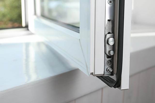 Window Solutions Hardware